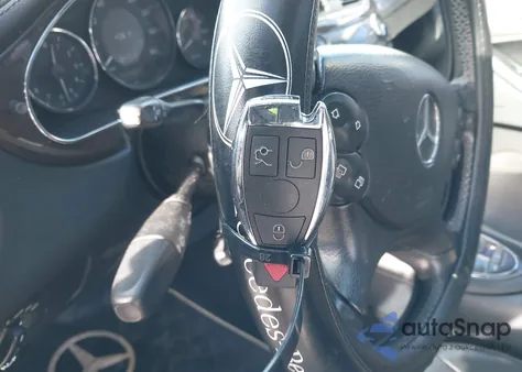 2007 Mercedes-Benz Cls 550 z USA, uszkodzony, nr VIN WDDDJ72X87A078537